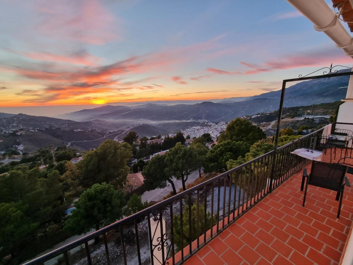 Lovely 2 Bed Apartment With Stunning Views & Pool 康佩塔 外观 照片