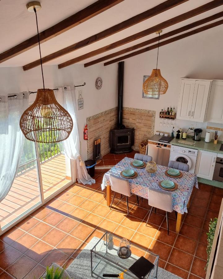 Lovely 2 Bed Apartment With Stunning Views & Pool 康佩塔 外观 照片