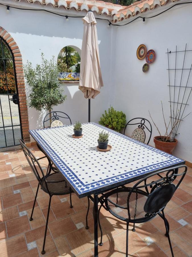 Lovely 2 Bed Apartment With Stunning Views & Pool 康佩塔 外观 照片